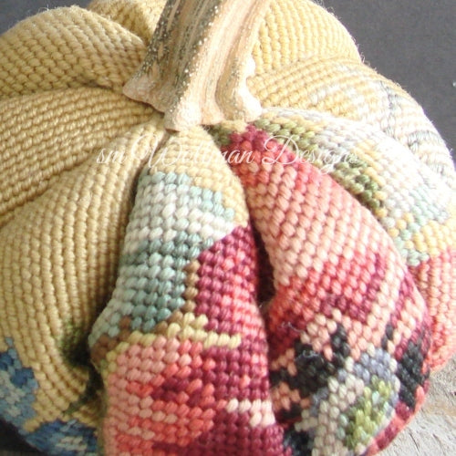 Poppy on Old Gold