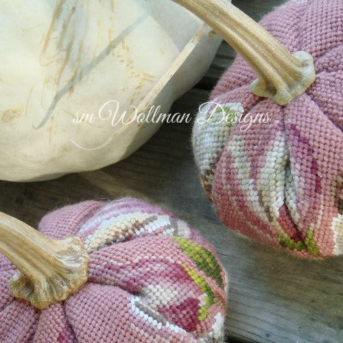 Heirloom Needlepoint Pumpkins(tm)