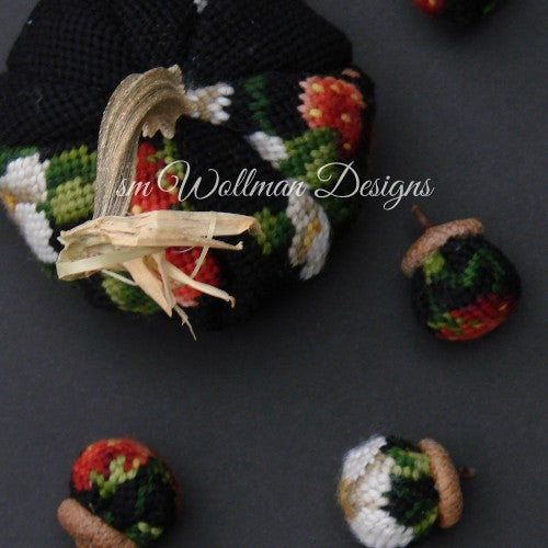 Heirloom Needlepoint Pumpkins (tm)
