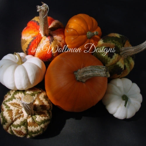 Heirloom Needlepoint Pumpkins (tn)
